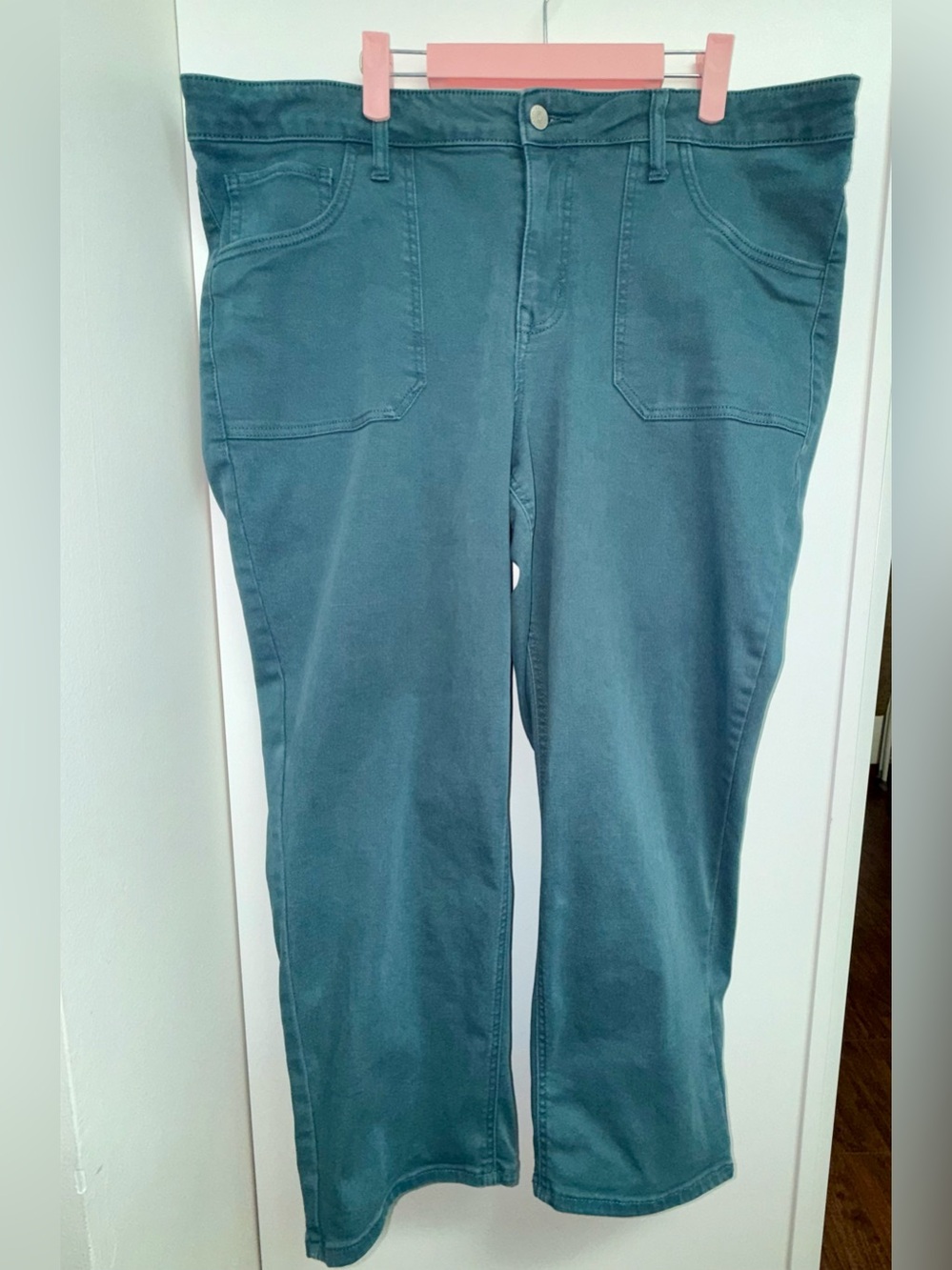 Women’s Straight-Leg Jeans in Teal